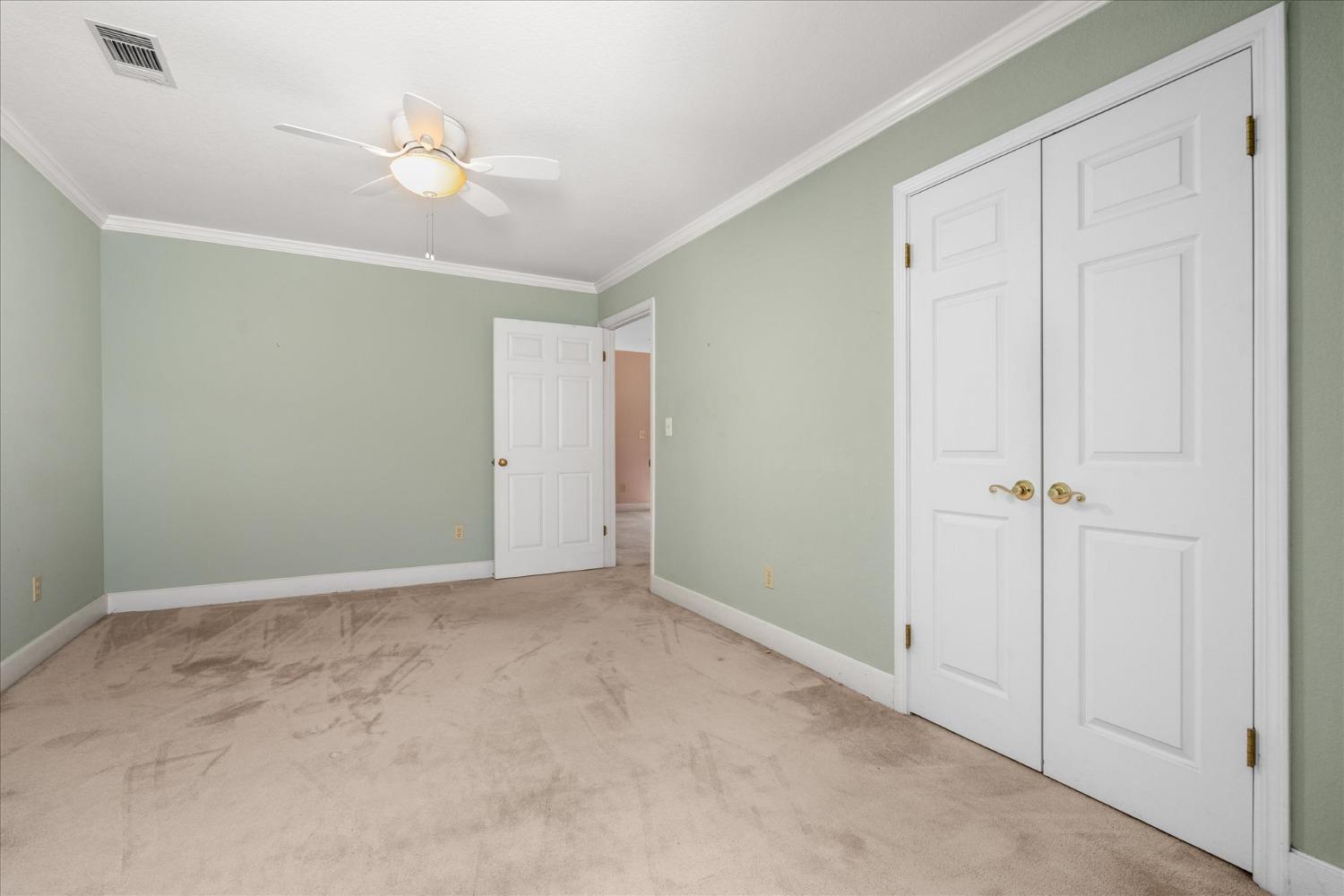 39976 Pierce Lake Dr, Oakhurst, CA 93644