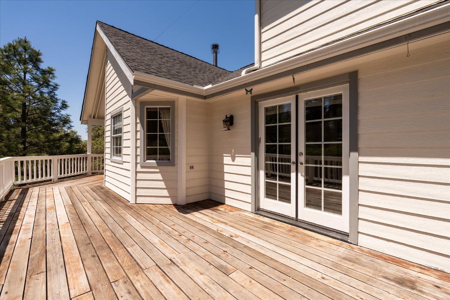 39976 Pierce Lake Dr, Oakhurst, CA 93644