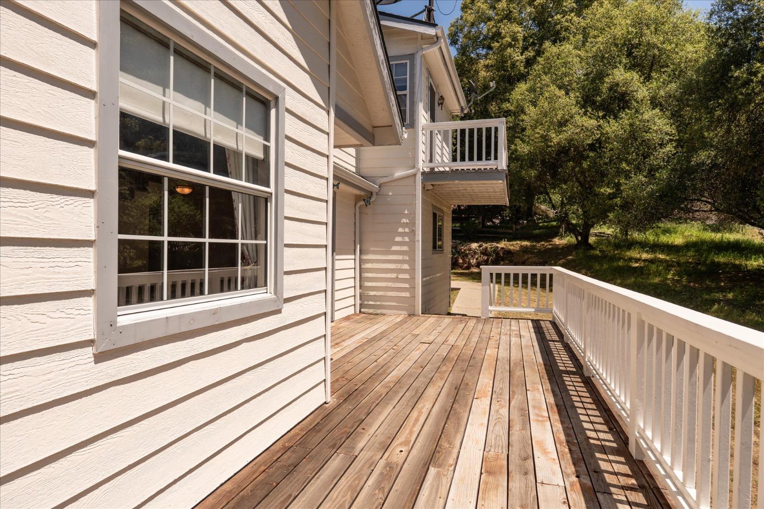 39976 Pierce Lake Dr, Oakhurst, CA 93644