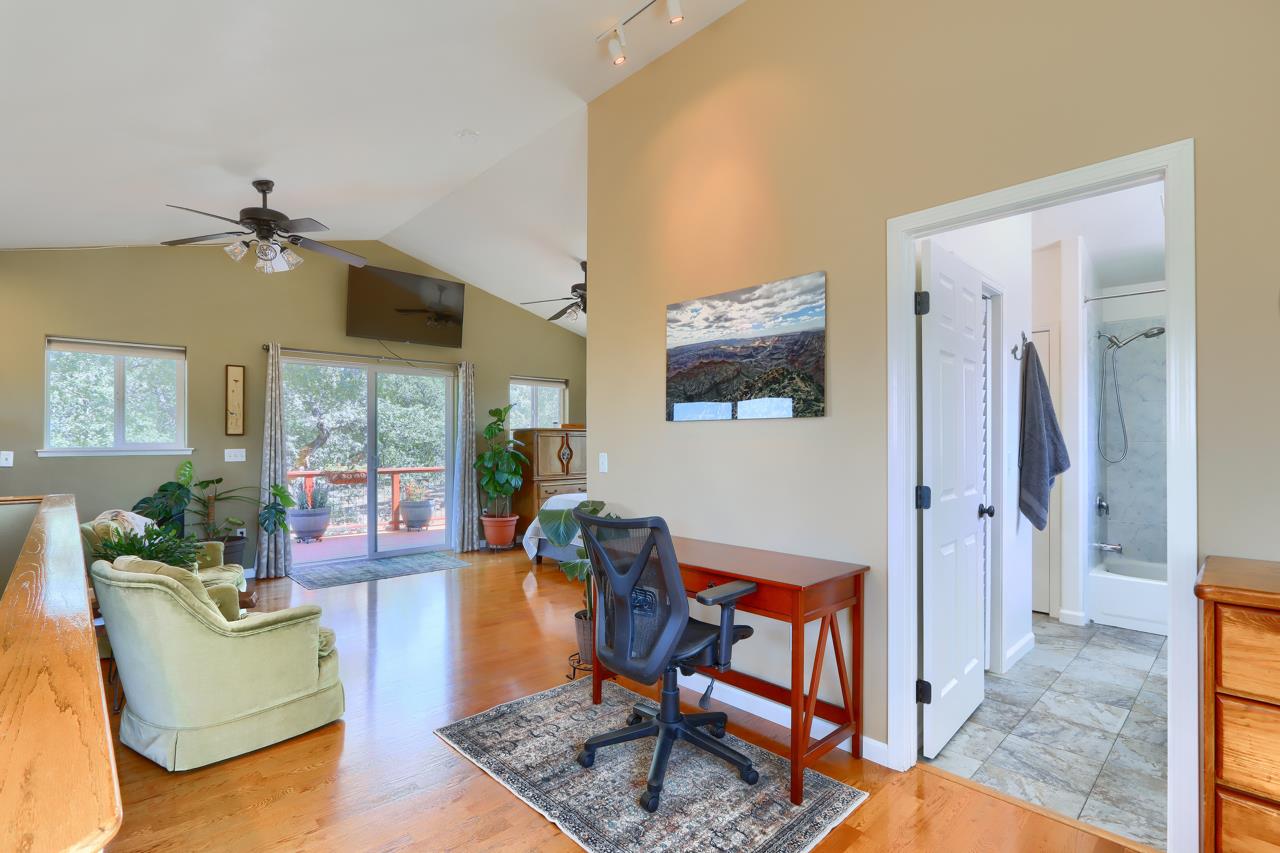 6097 Sherlock Rd., Midpines, CA 95345