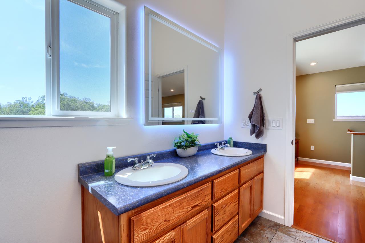 6097 Sherlock Rd., Midpines, CA 95345