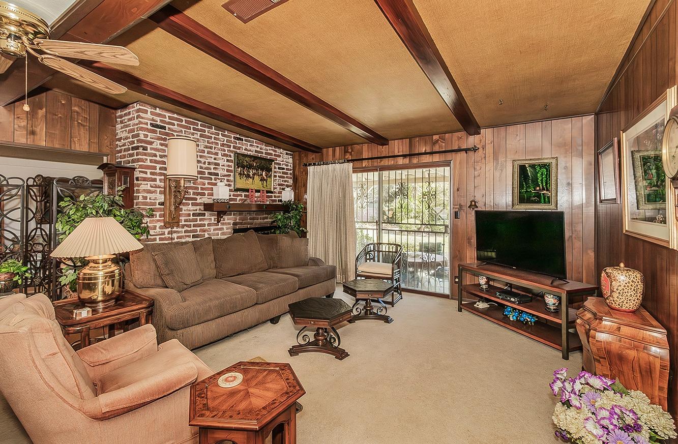 5082 N Maroa Ave, Fresno, CA 93704