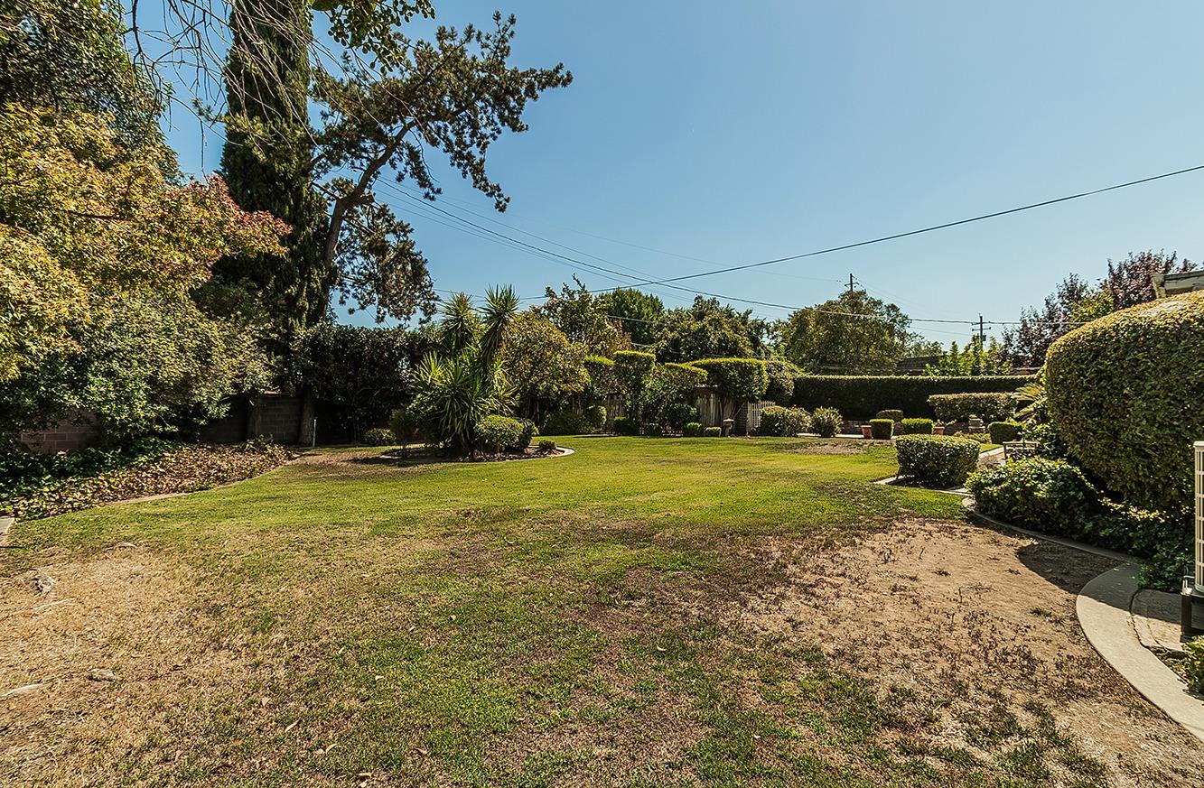 5082 N Maroa Ave, Fresno, CA 93704