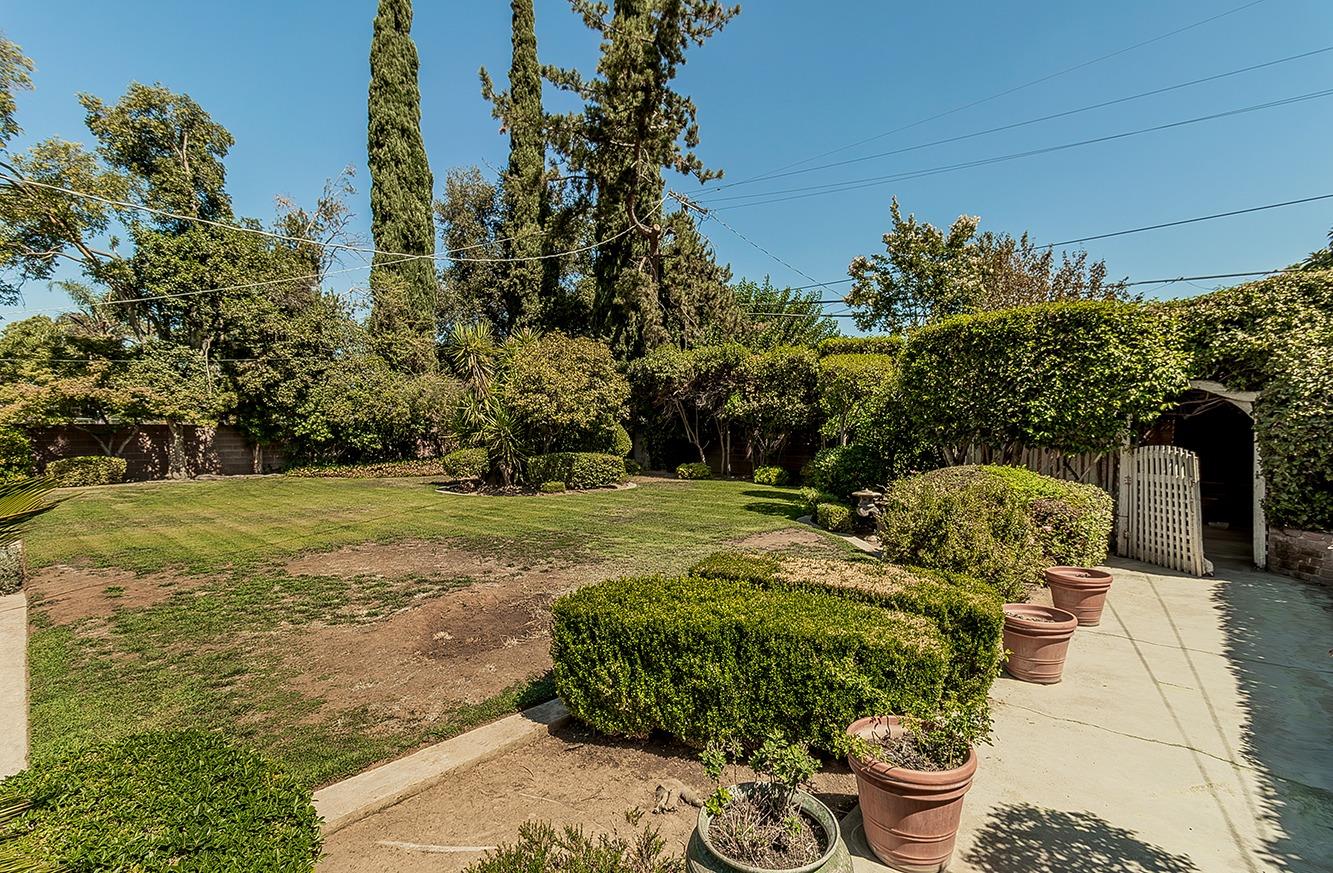 5082 N Maroa Ave, Fresno, CA 93704