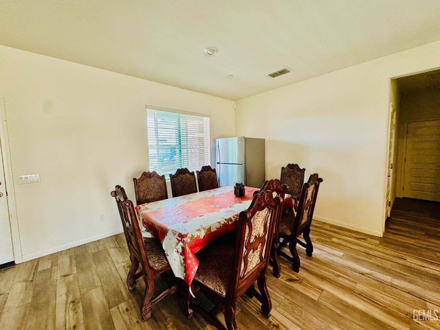 5024 Anaconda, Bakersfield, CA 93306