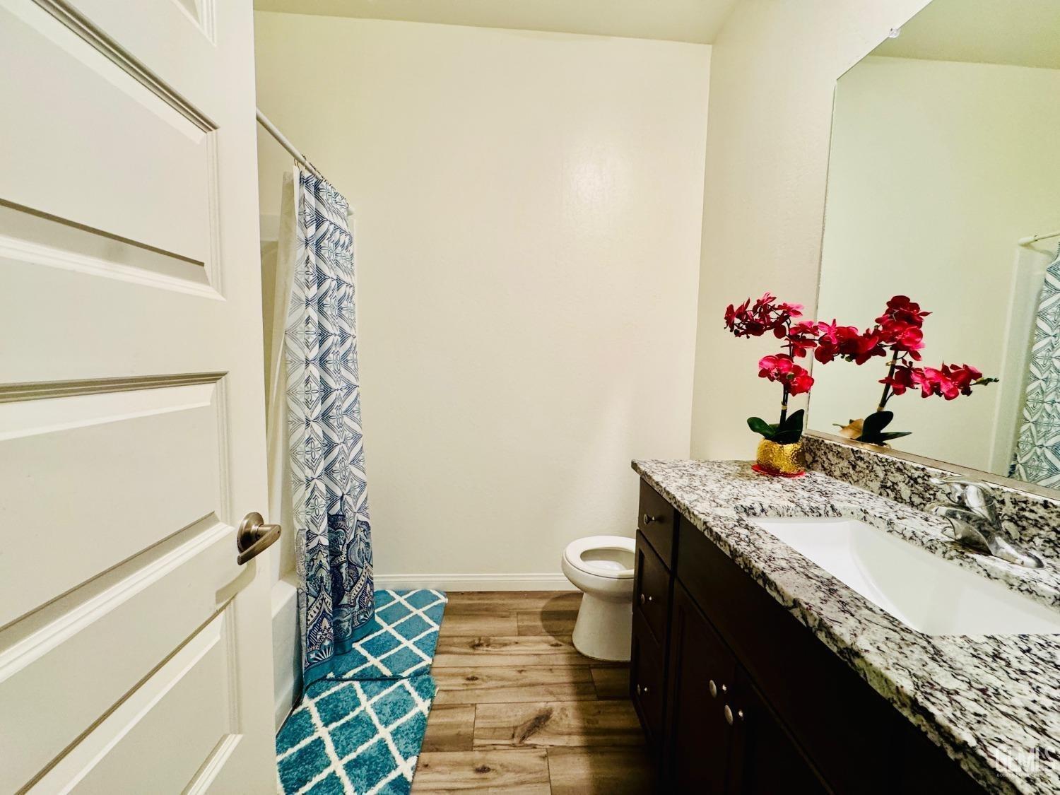 5024 Anaconda, Bakersfield, CA 93306