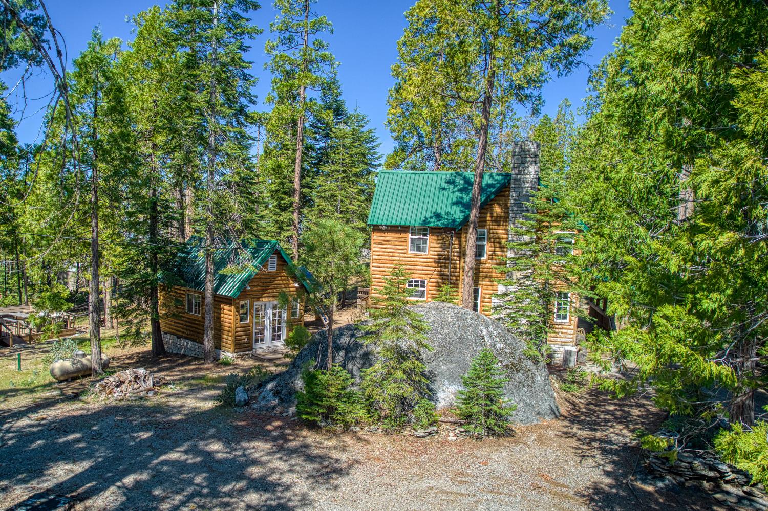 41533 Indian Rock Rd, Shaver Lake, CA 93664