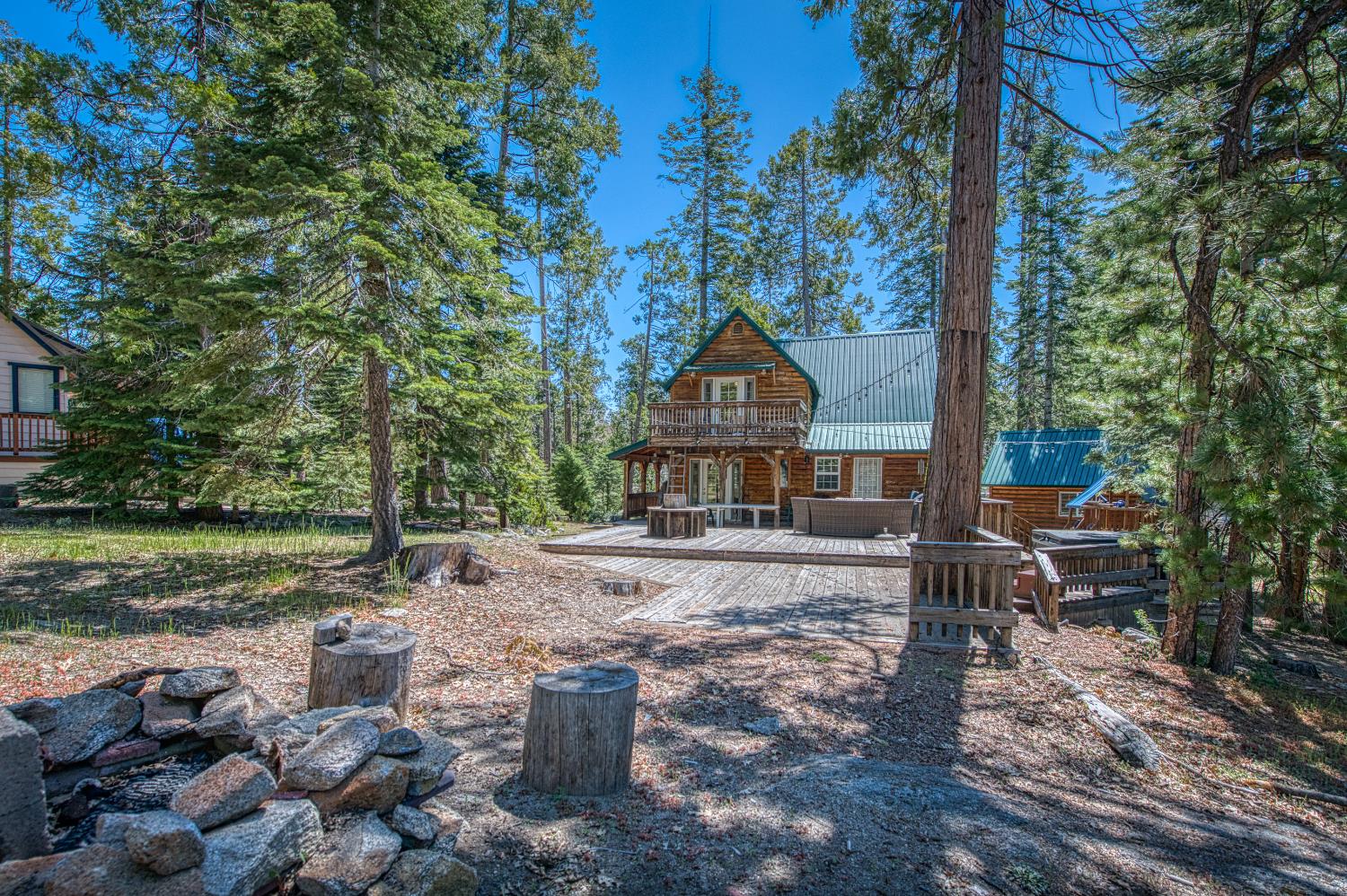 41533 Indian Rock Rd, Shaver Lake, CA 93664