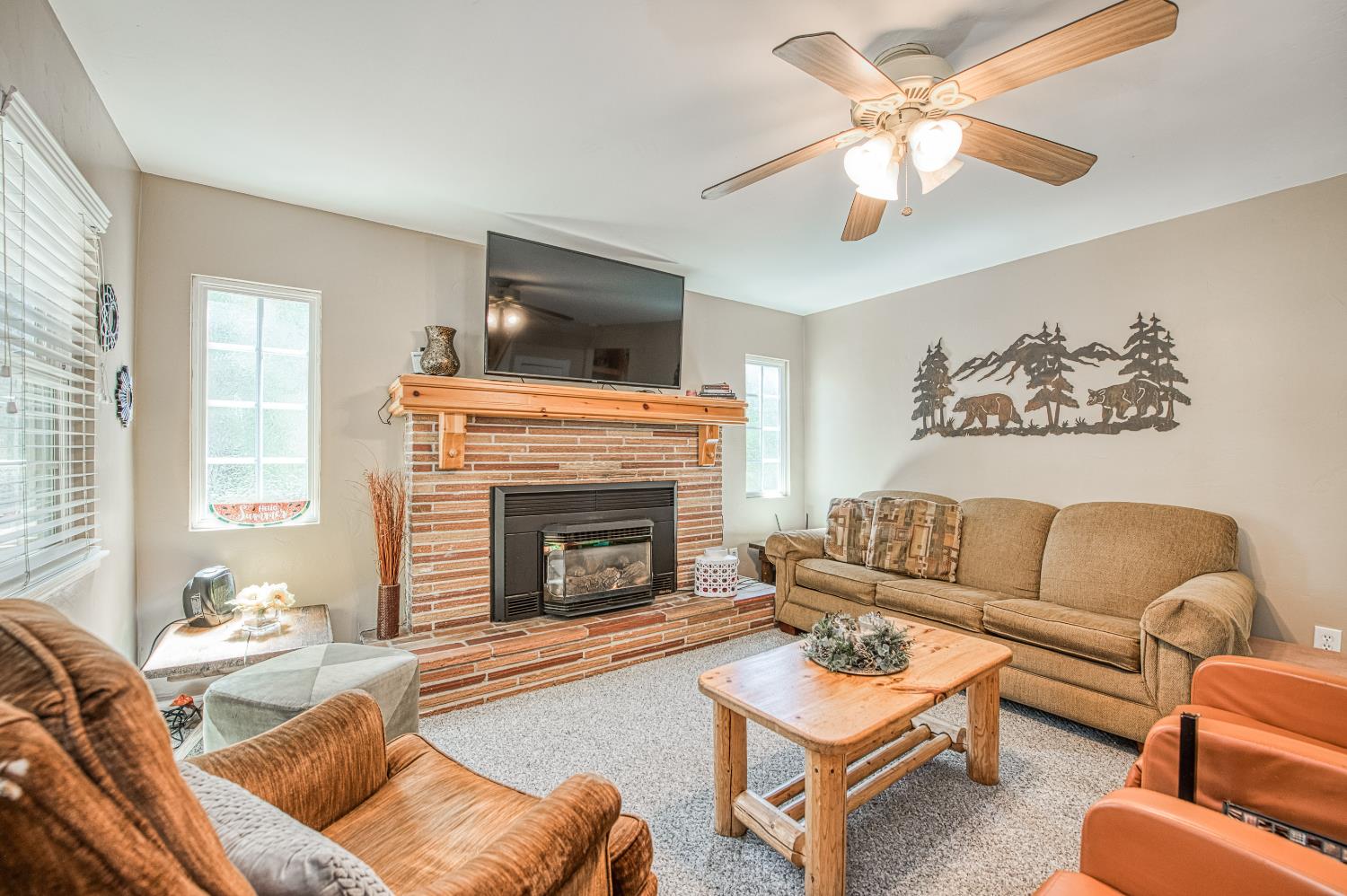 41533 Indian Rock Rd, Shaver Lake, CA 93664