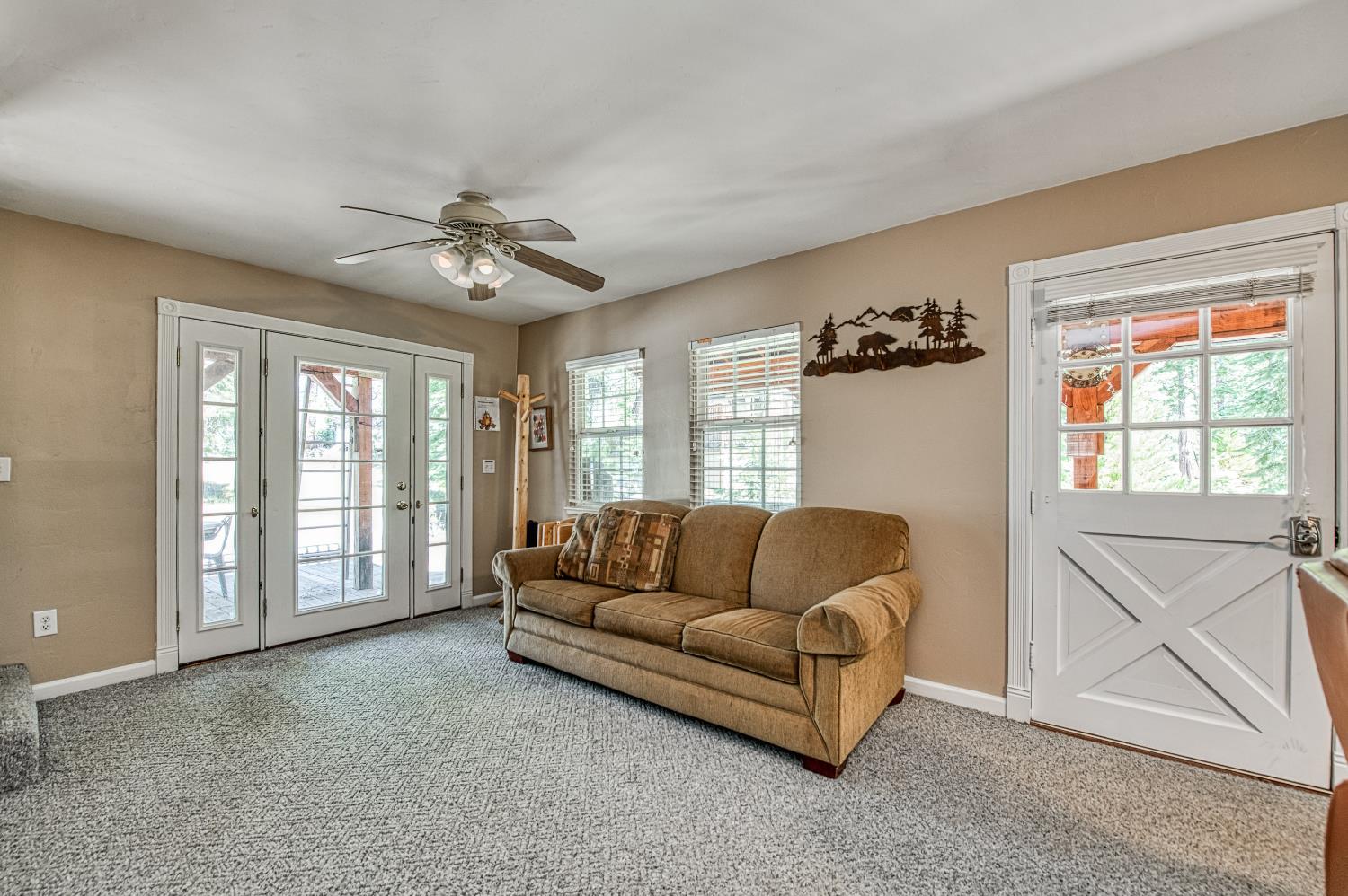 41533 Indian Rock Rd, Shaver Lake, CA 93664