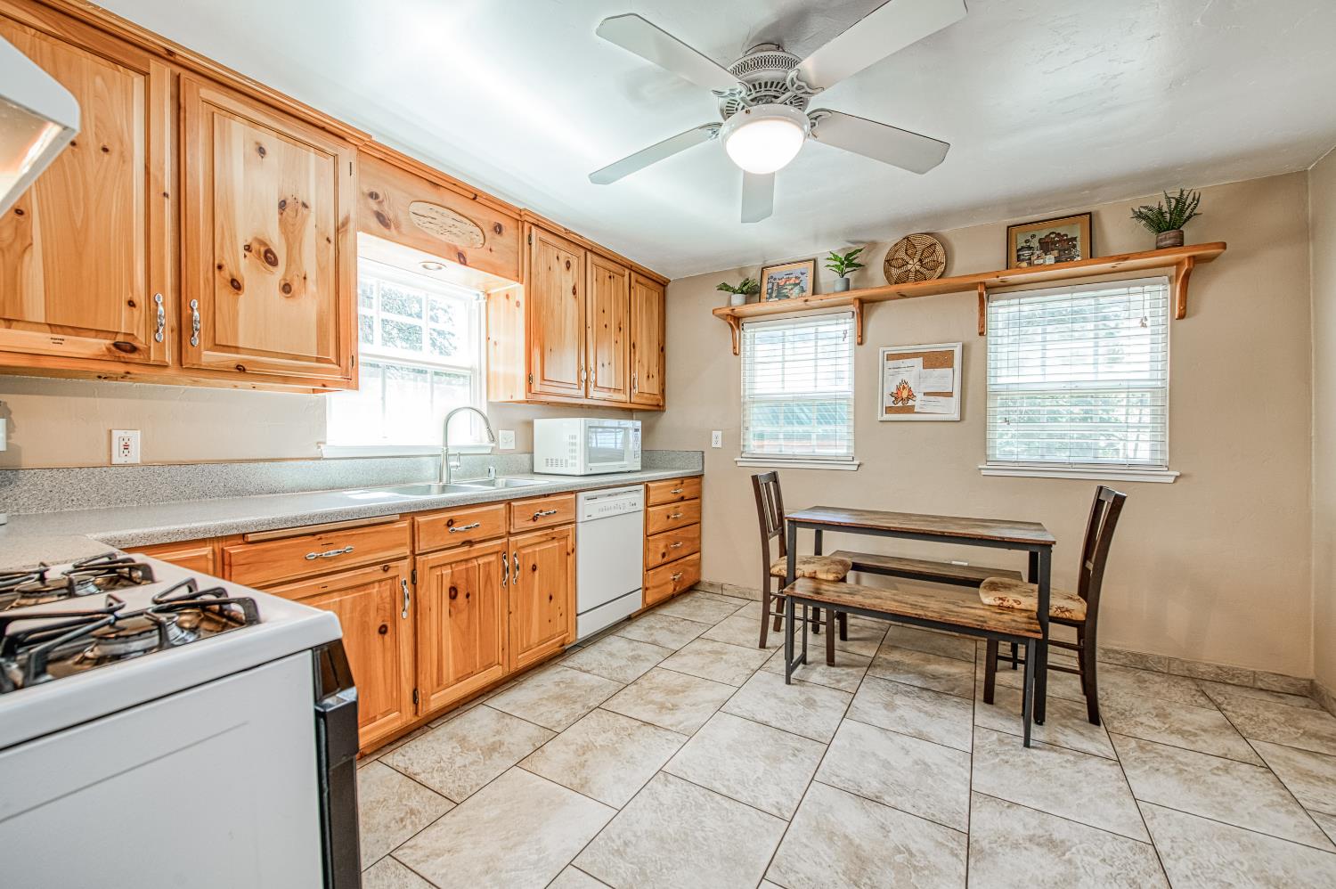 41533 Indian Rock Rd, Shaver Lake, CA 93664