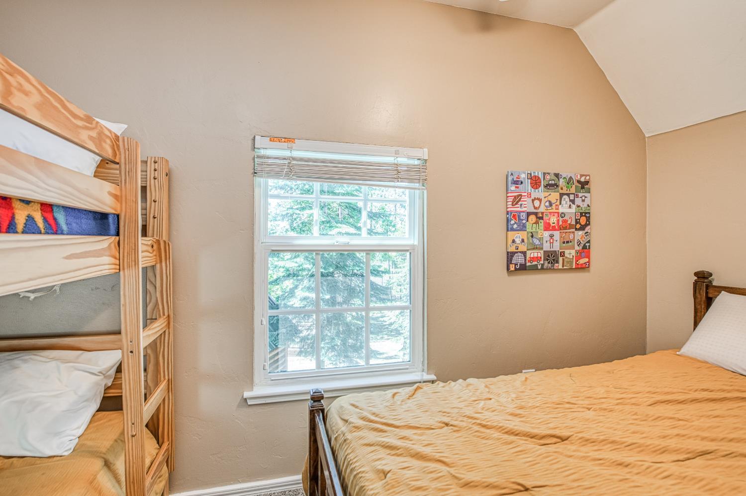 41533 Indian Rock Rd, Shaver Lake, CA 93664