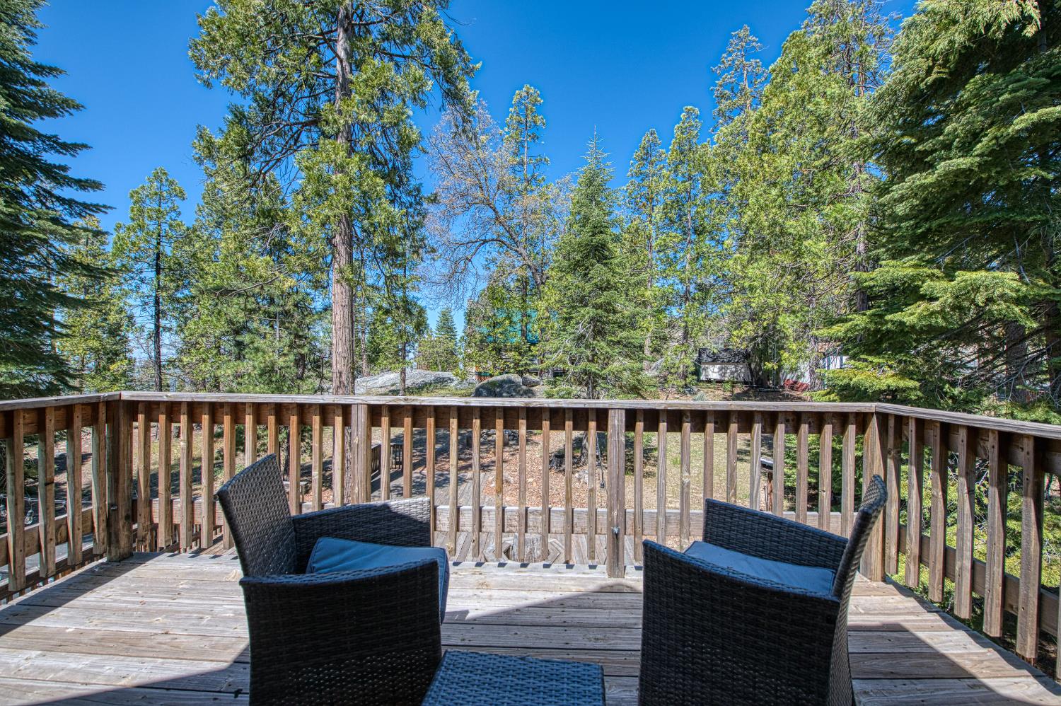 41533 Indian Rock Rd, Shaver Lake, CA 93664