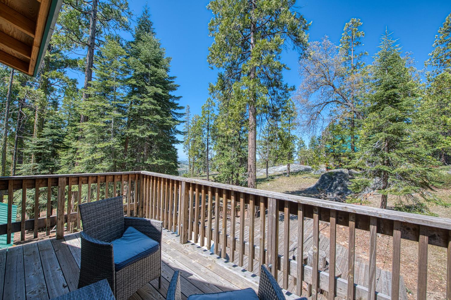 41533 Indian Rock Rd, Shaver Lake, CA 93664