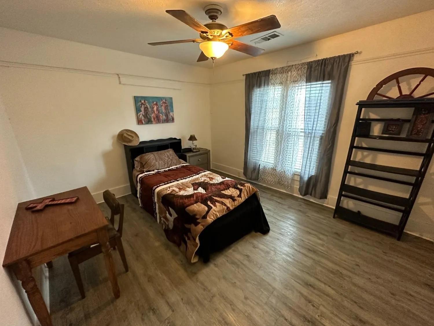 10027 Avenue 424, Dinuba, CA 93618