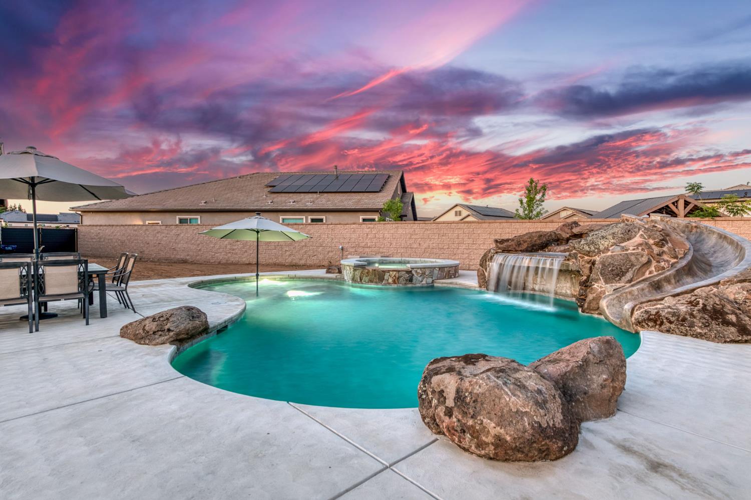 2762 Loyola Ave, Clovis, CA 93619