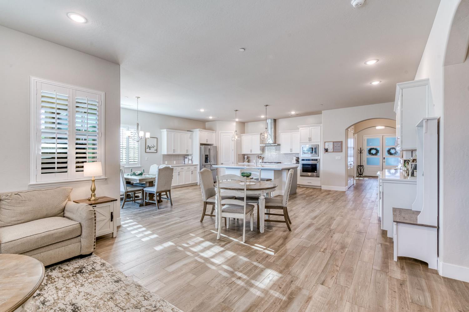 2762 Loyola Ave, Clovis, CA 93619