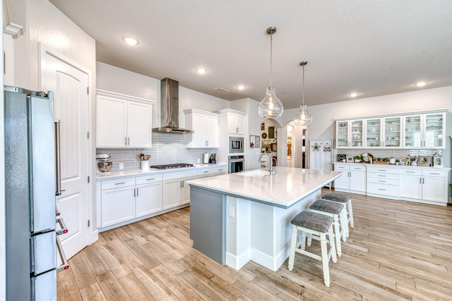 2762 Loyola Ave, Clovis, CA 93619