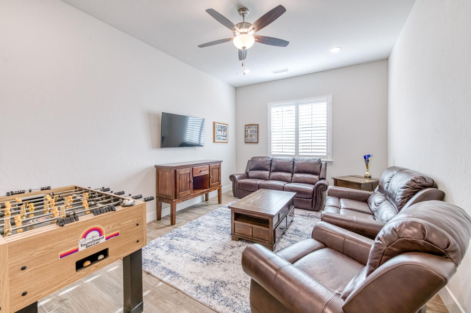 2762 Loyola Ave, Clovis, CA 93619