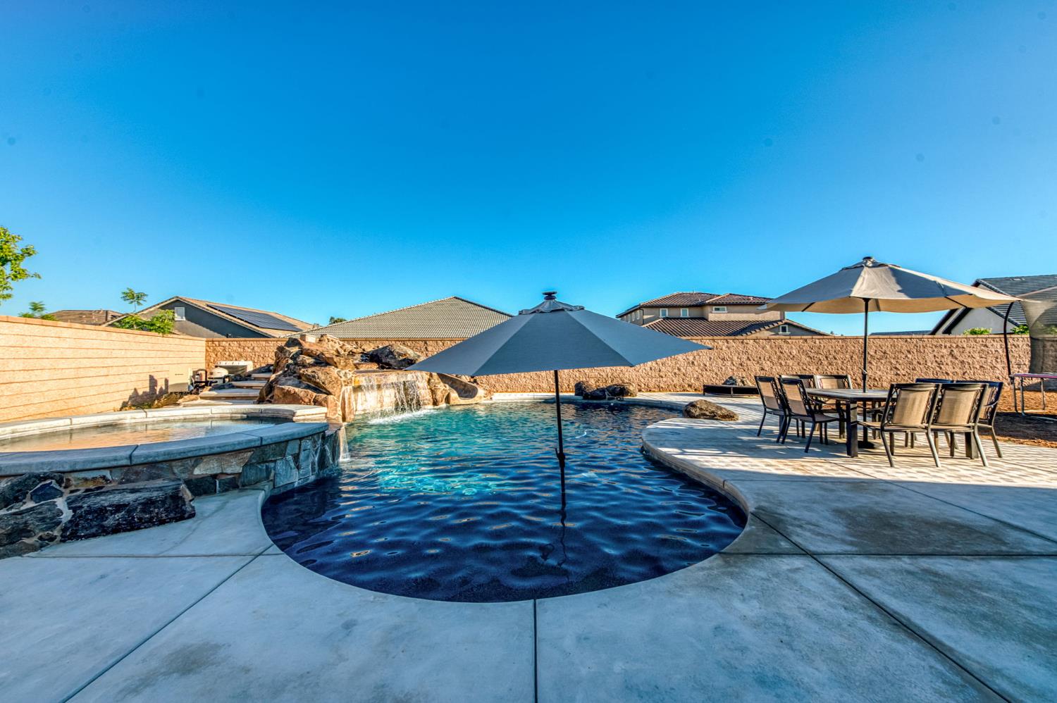 2762 Loyola Ave, Clovis, CA 93619