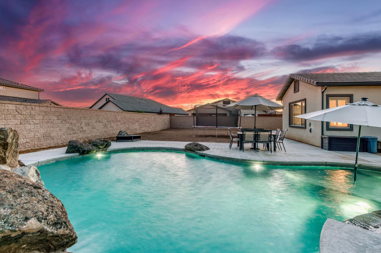 2762 Loyola Ave, Clovis, CA 93619