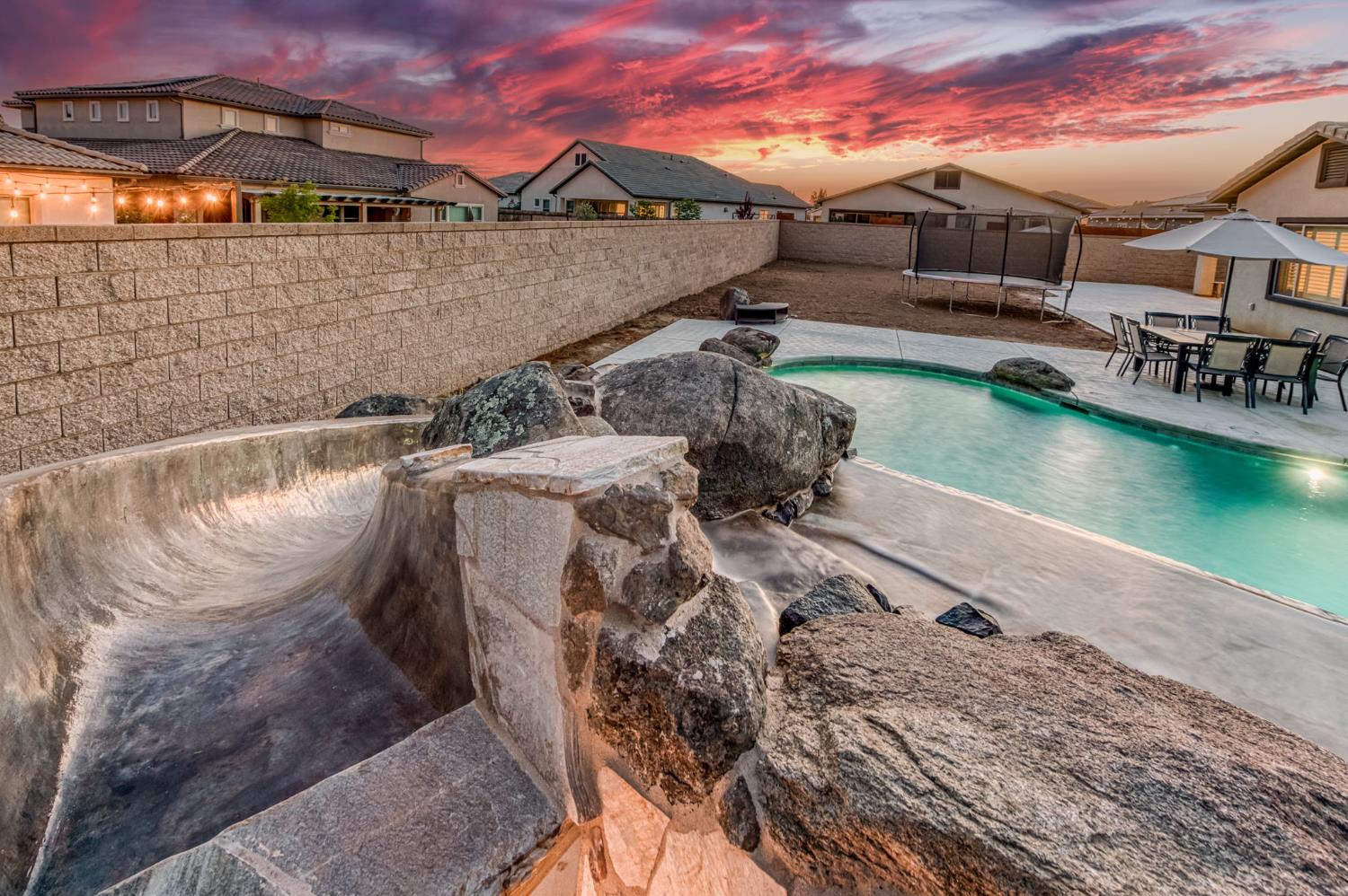 2762 Loyola Ave, Clovis, CA 93619