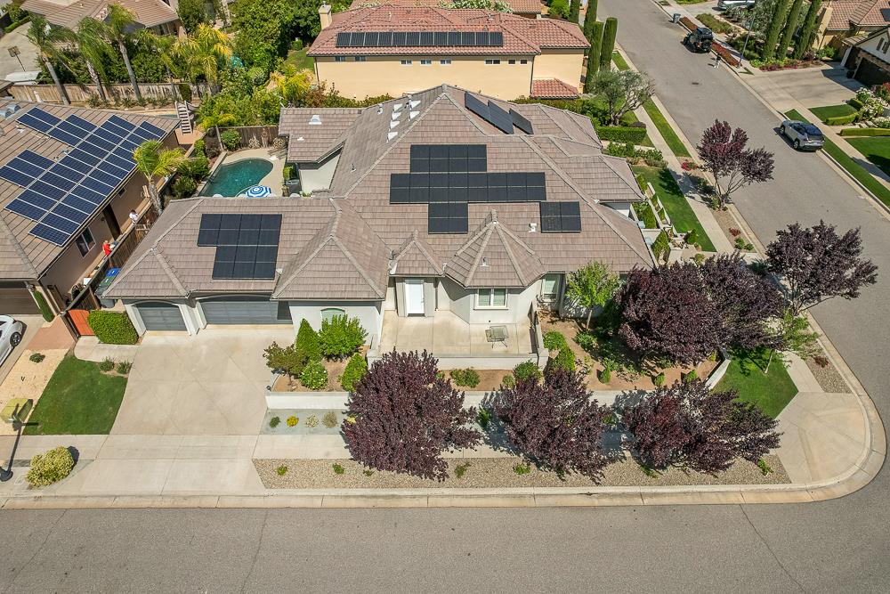 2096 E Olympic Ave, Fresno, CA 93730