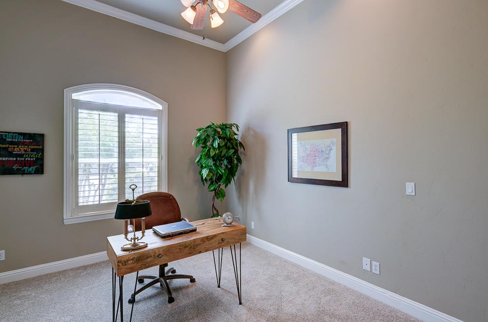 2096 E Olympic Ave, Fresno, CA 93730