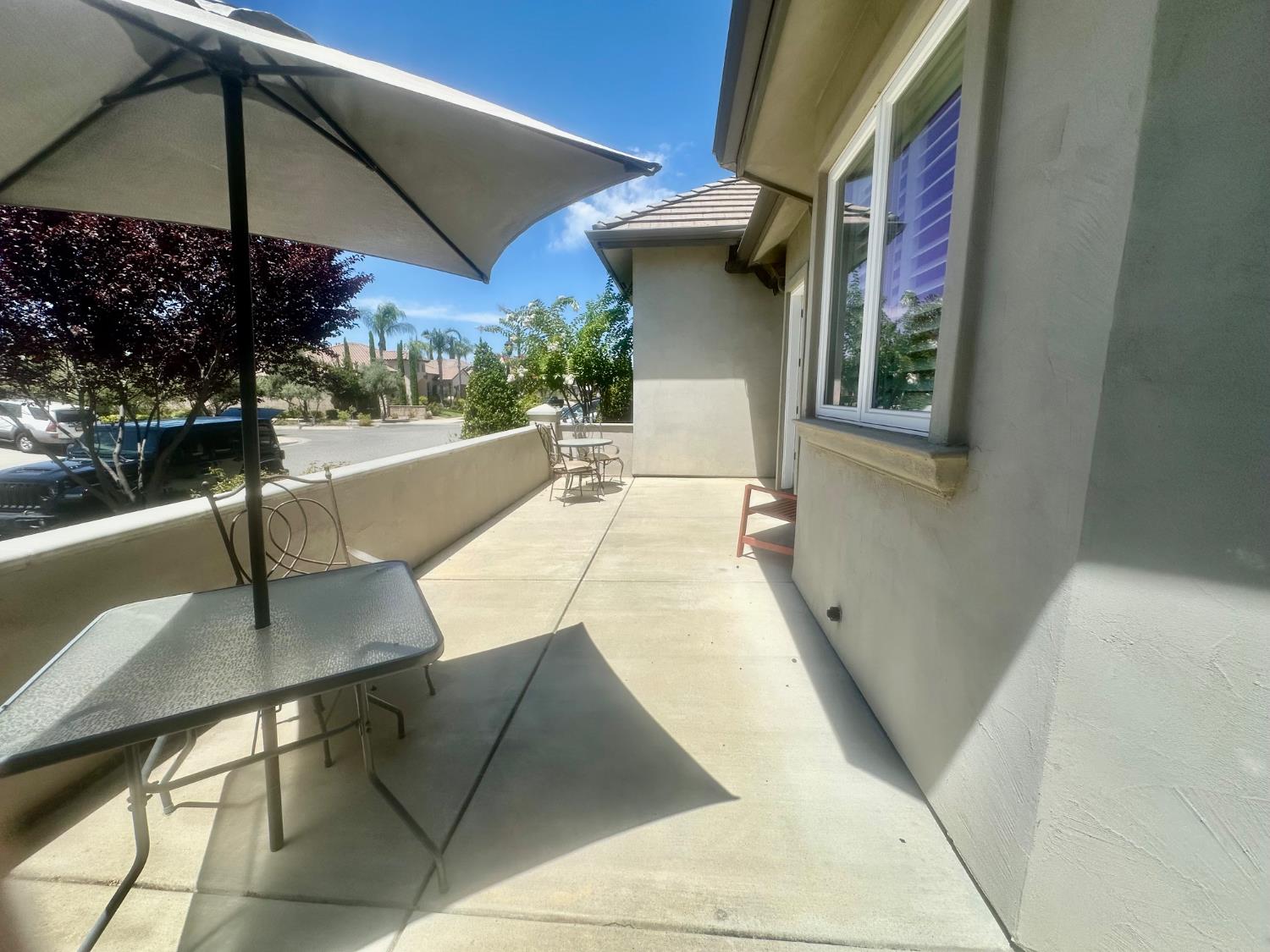 2096 E Olympic Ave, Fresno, CA 93730