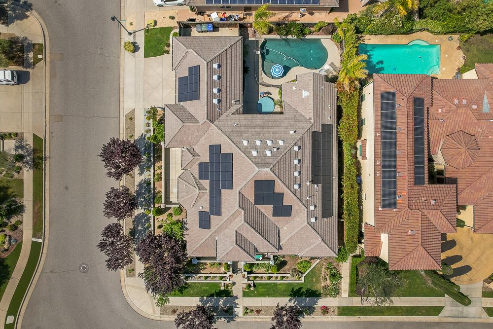 2096 E Olympic Ave, Fresno, CA 93730