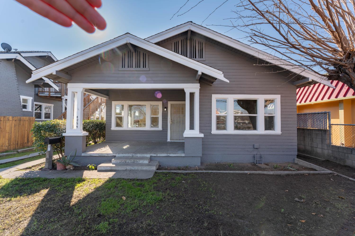 4354 E Kings Canyon Rd, Fresno, CA 93702