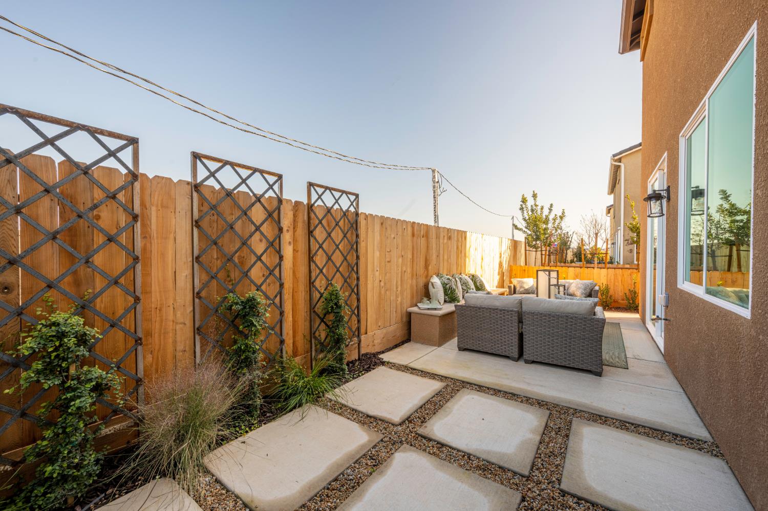 1161 Maclure Ave W, Madera, CA 93636