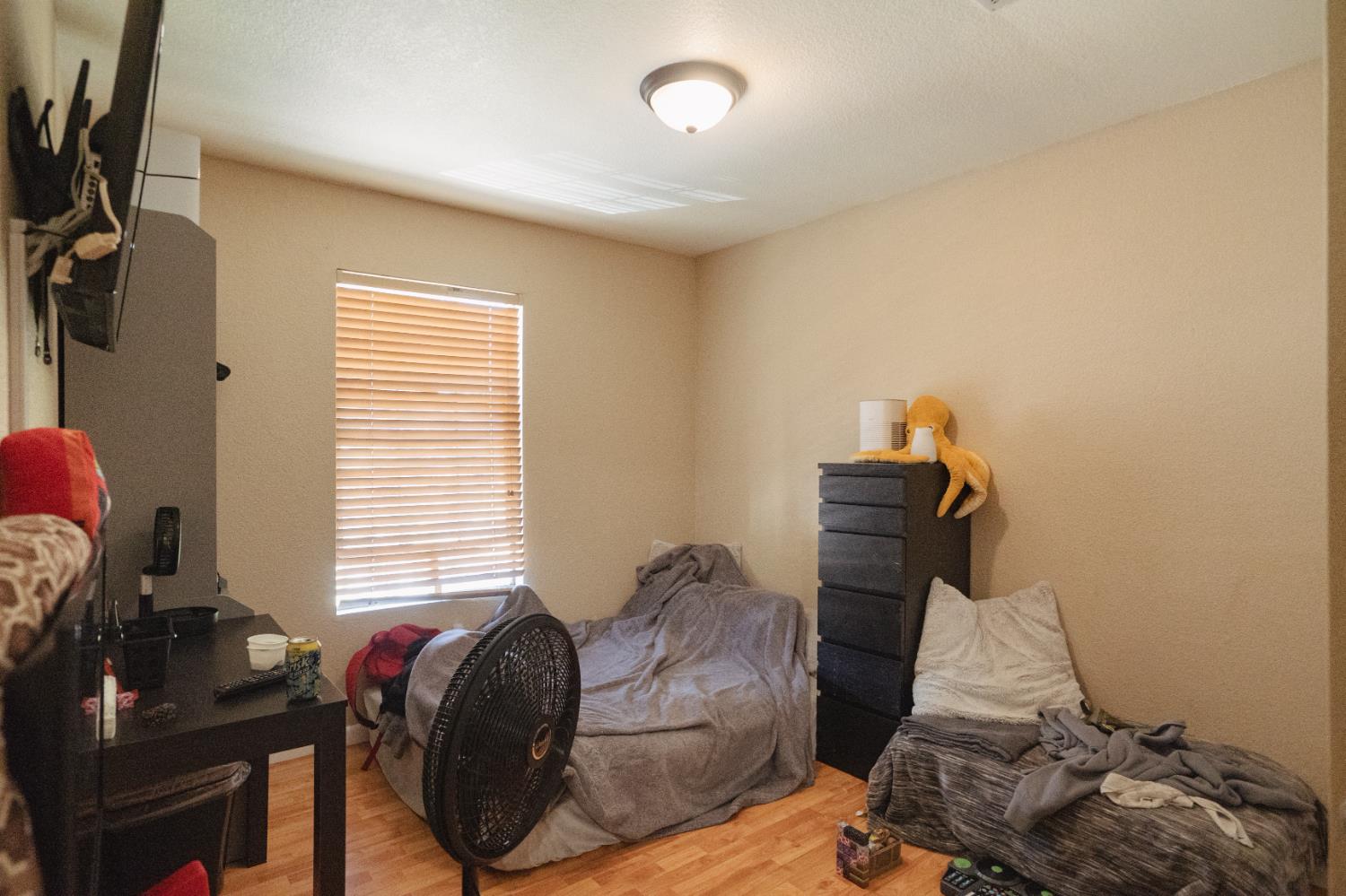 310 Buena Vista Ct, Merced, CA 95348