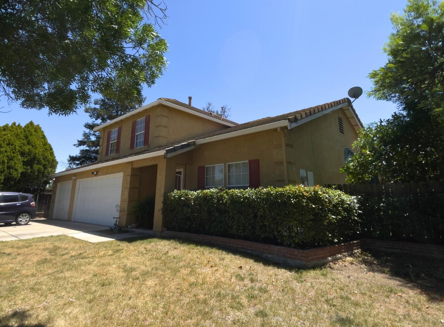 310 Buena Vista Ct, Merced, CA 95348