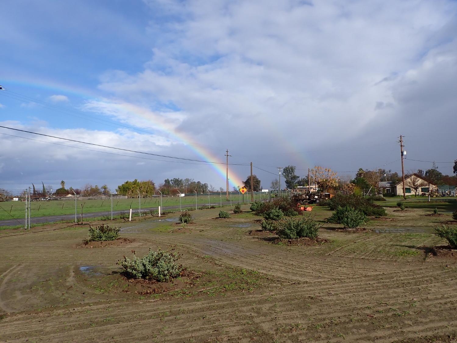 347 E Clayton Ave, Fresno, CA 93725