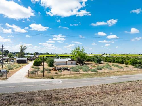 347 E Clayton Ave, Fresno, CA 93725