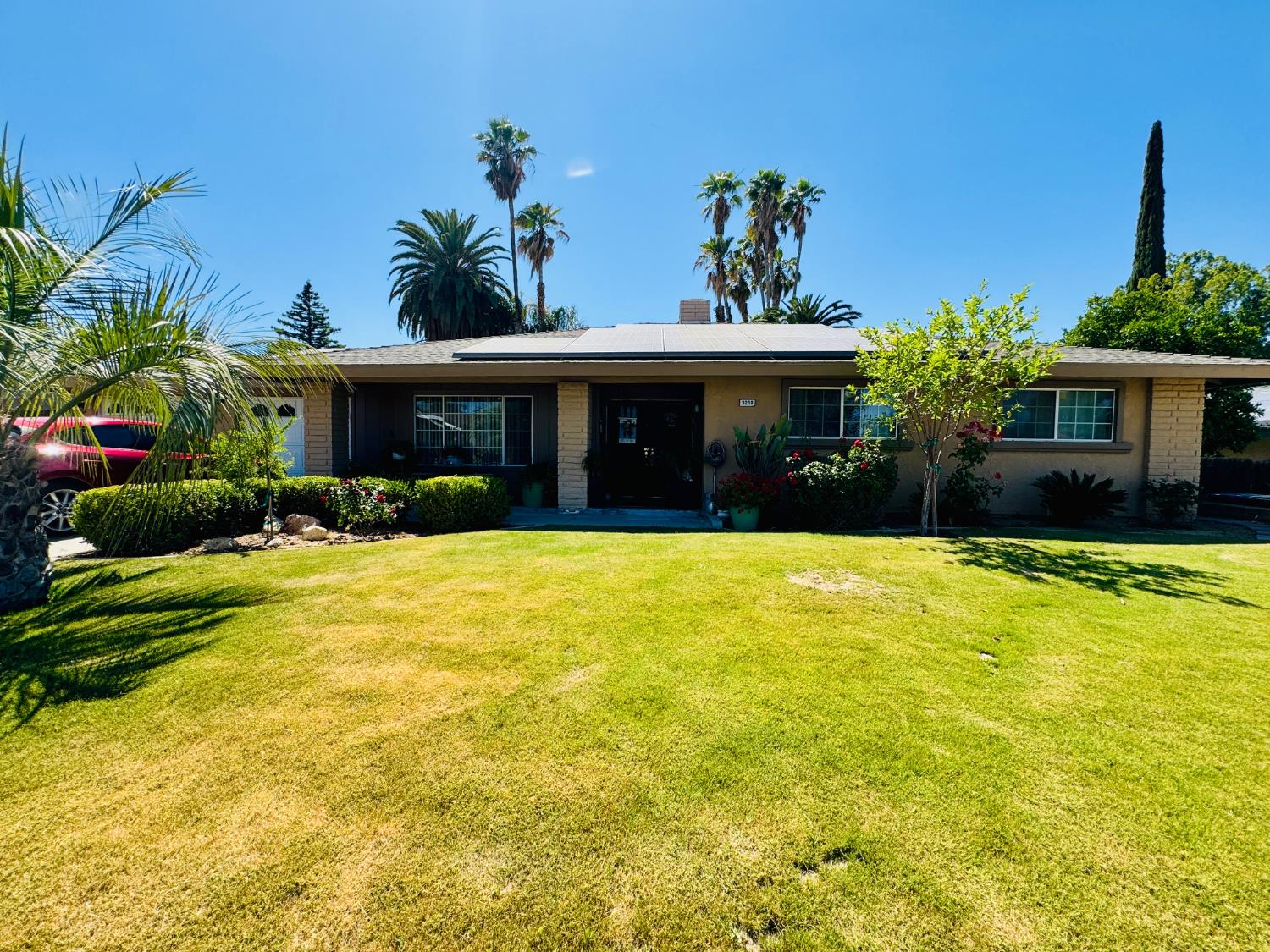 3208 Sunview Dr, Bakersfield, CA 93306