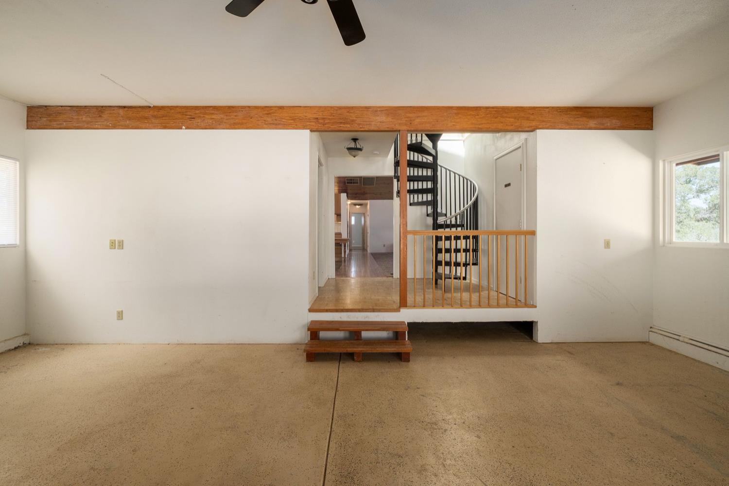 37667 Eagle Dr, Raymond, CA 93653