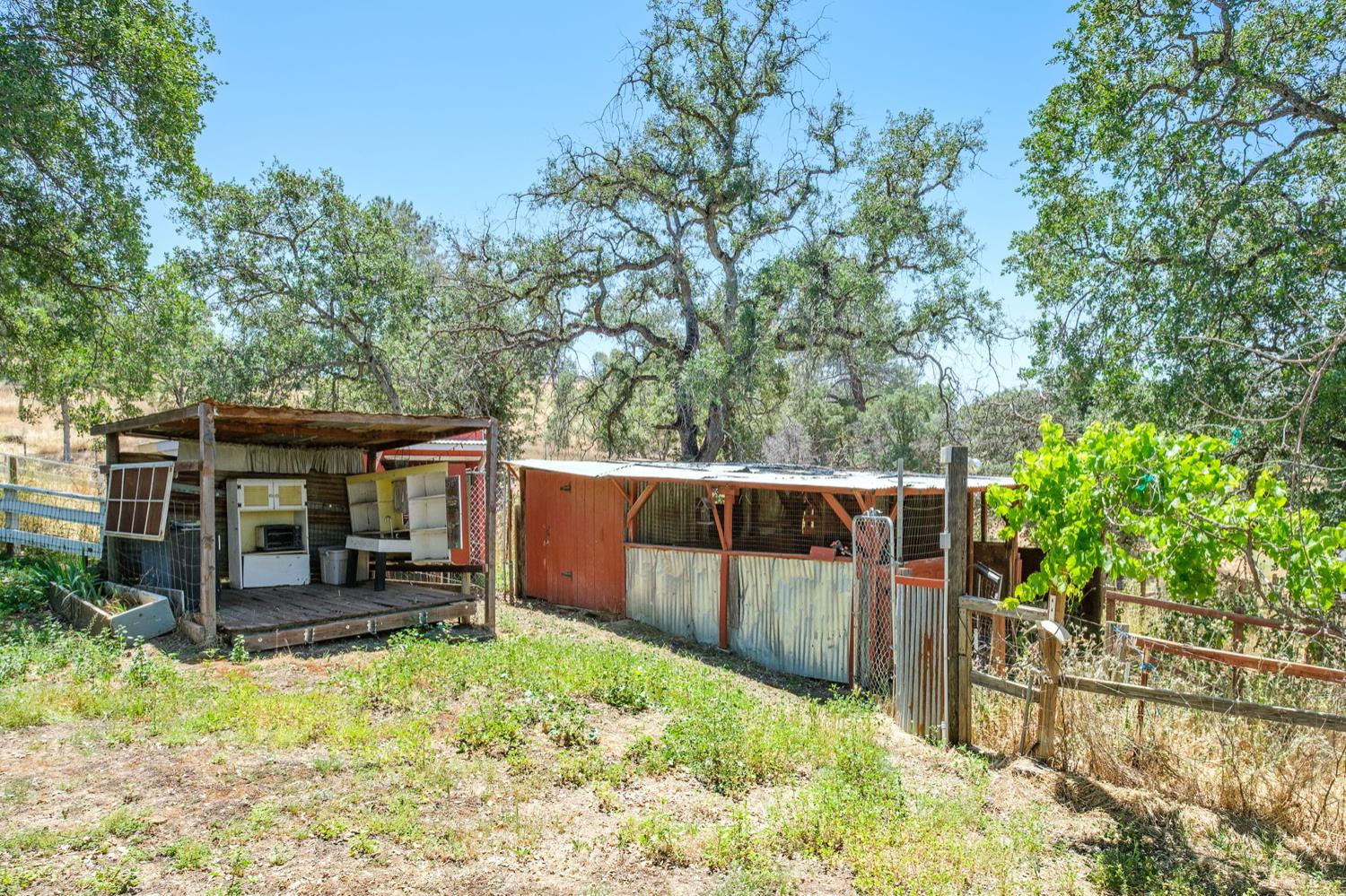 37667 Eagle Dr, Raymond, CA 93653