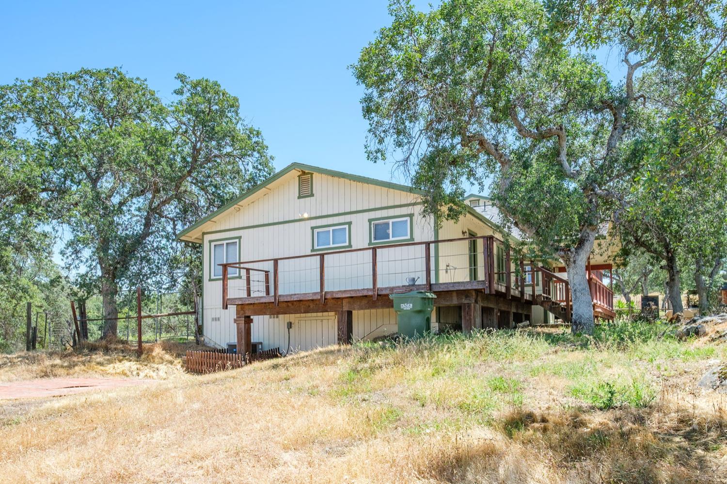 37667 Eagle Dr, Raymond, CA 93653