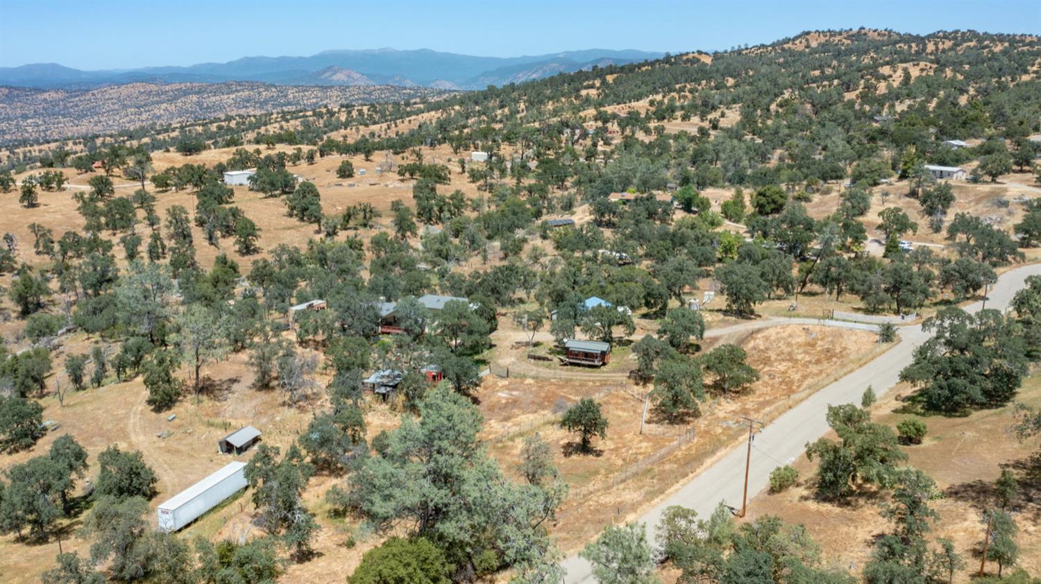 37667 Eagle Dr, Raymond, CA 93653