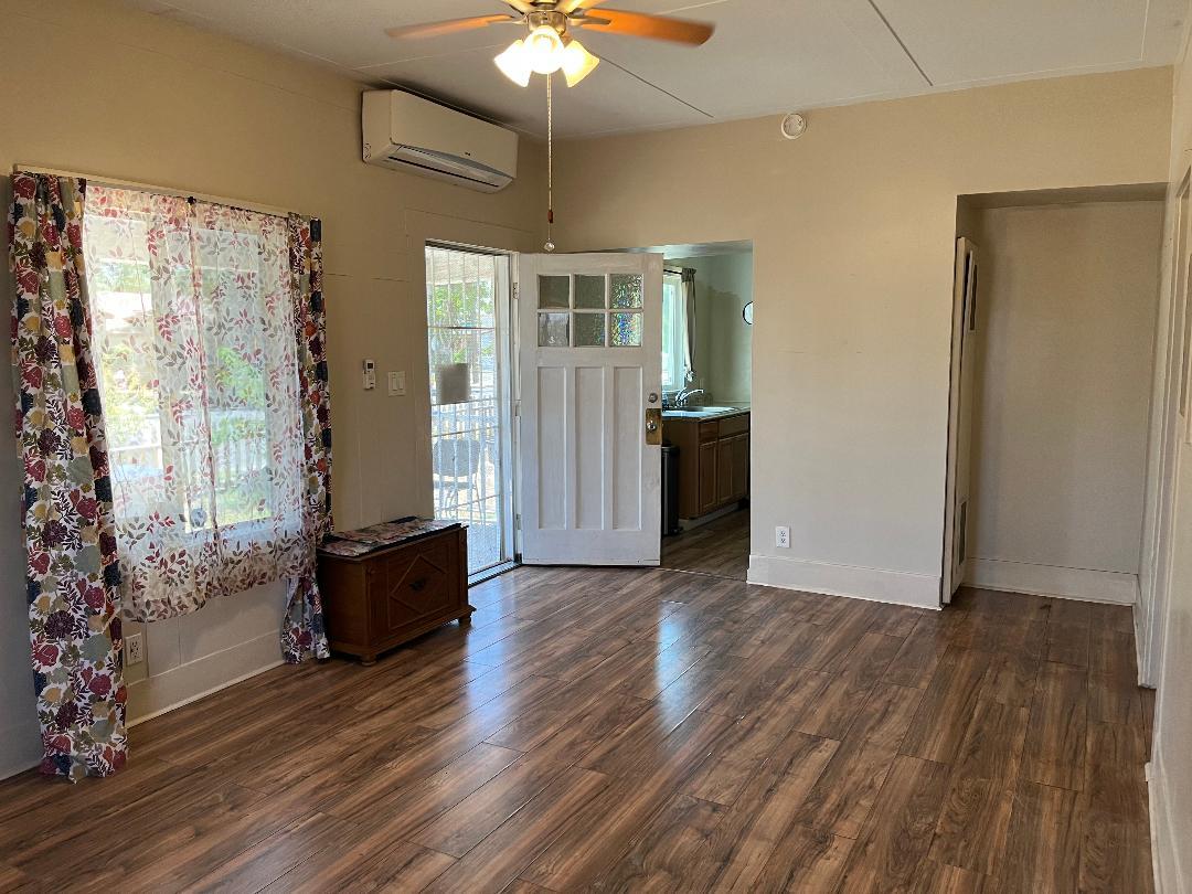 1021 Mariposa St, Fresno, CA 93706