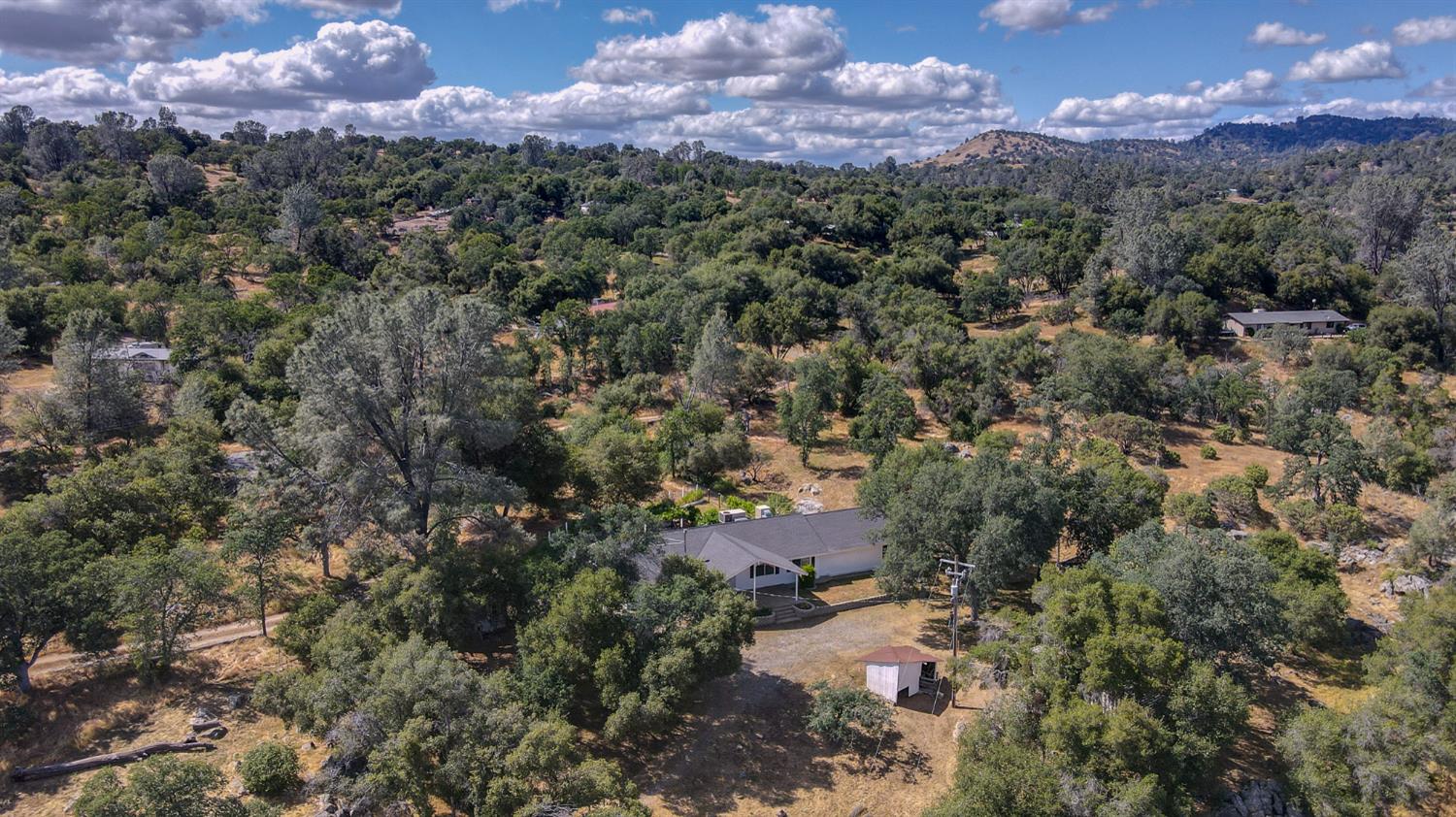 44719 Savage Rd, Coarsegold, CA 93614