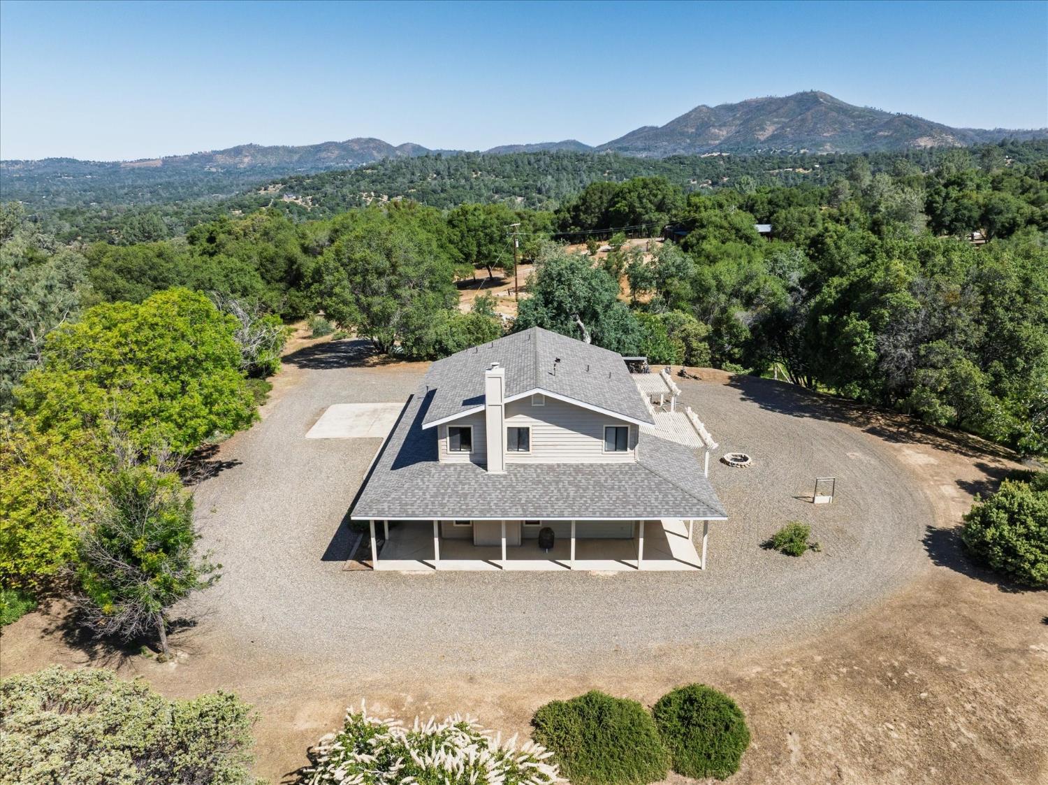 3668 Homestead Rd, Mariposa, CA 95338