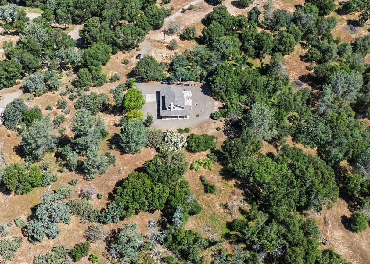 3668 Homestead Rd, Mariposa, CA 95338