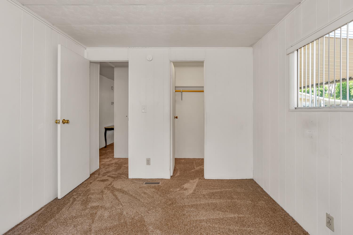 221 W Herndon Ave #59, Fresno, CA 93650