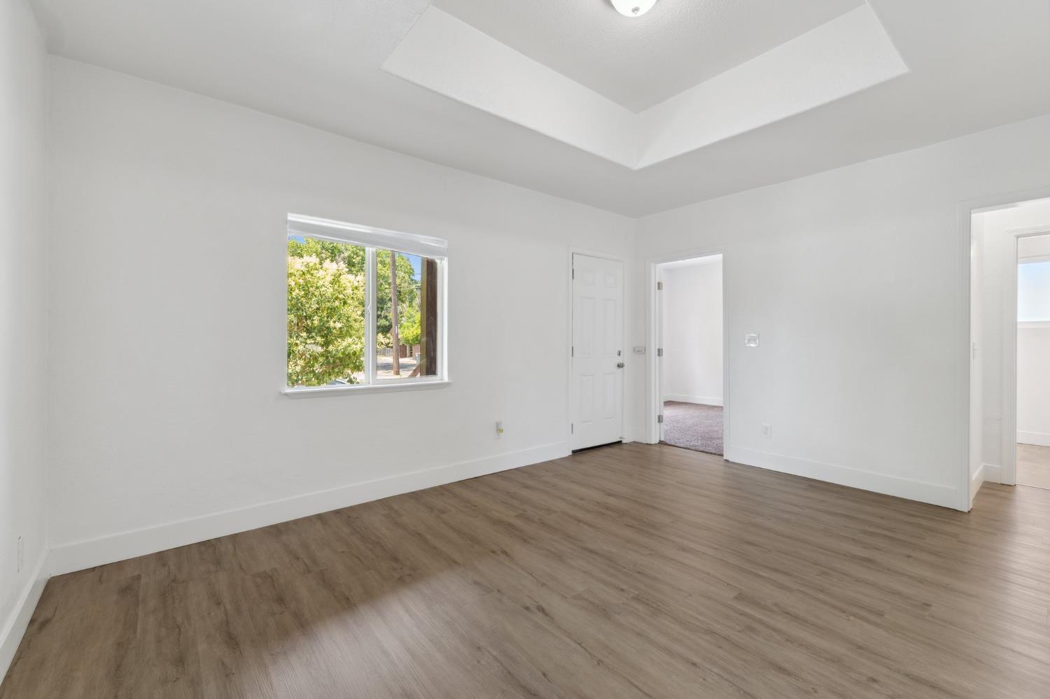 630 N Roosevelt Ave, Fresno, CA 93728