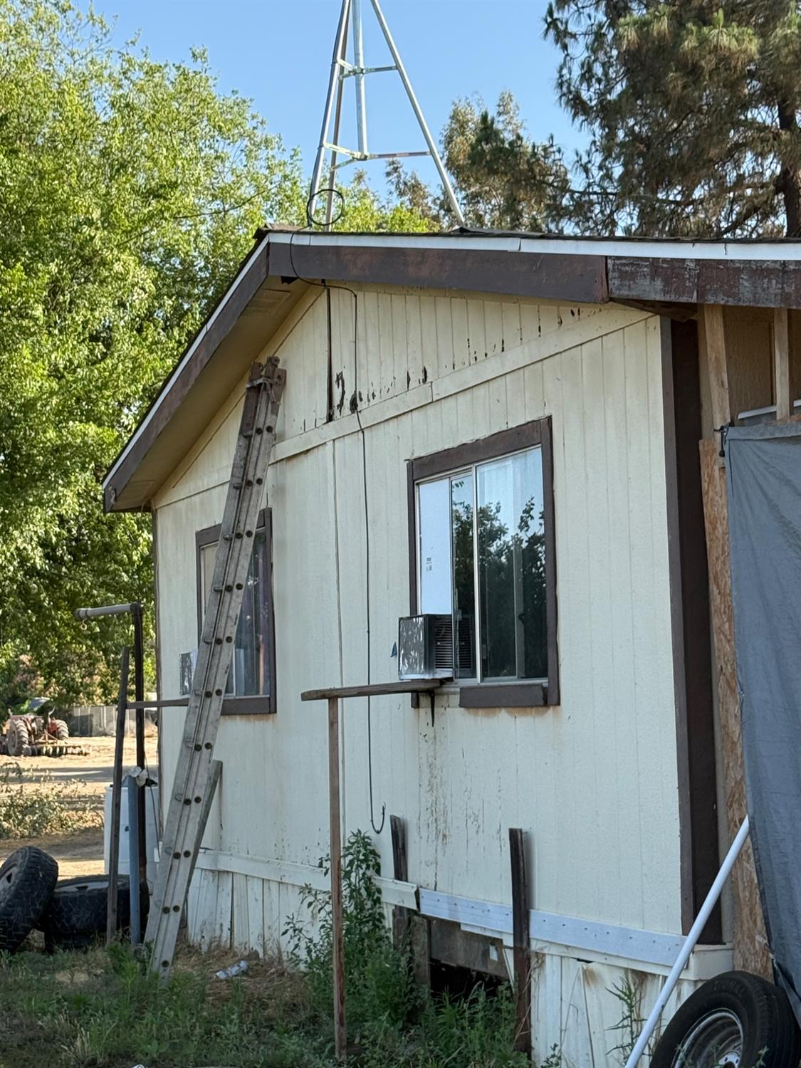 12326 E Dinuba Ave, Selma, CA 96662