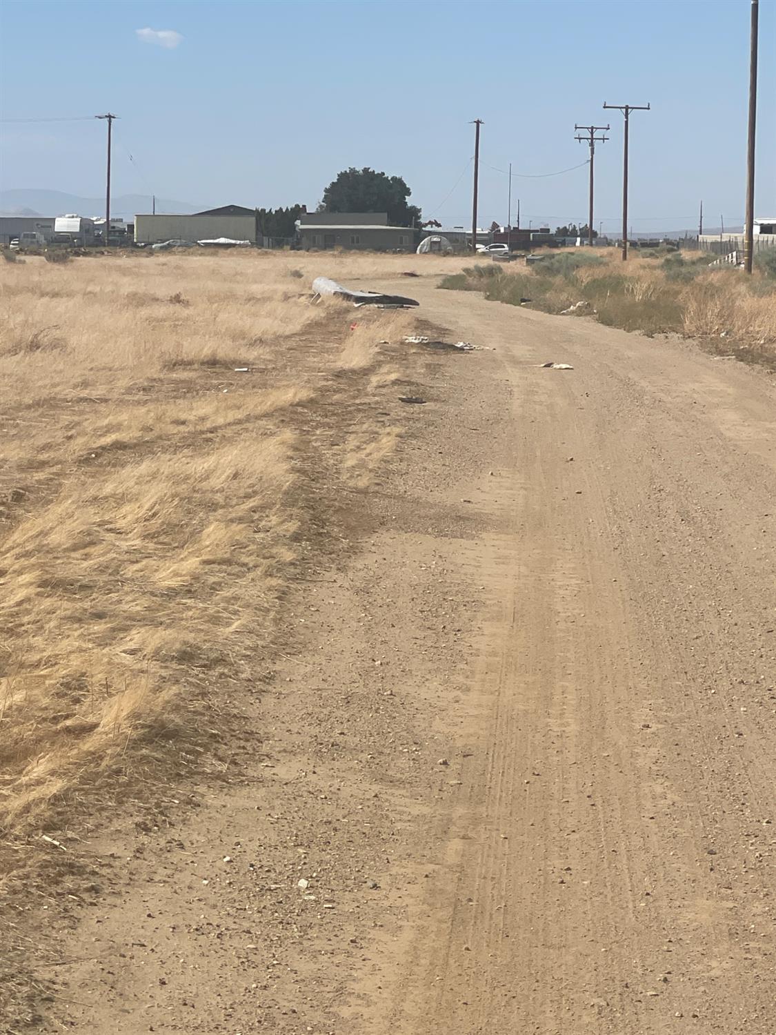 12 Avenue P8 E, Palmdale, CA 93550