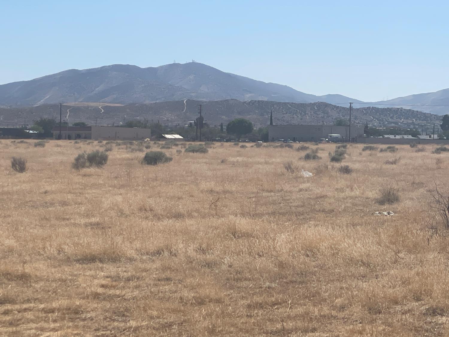 12 Avenue P8 E, Palmdale, CA 93550